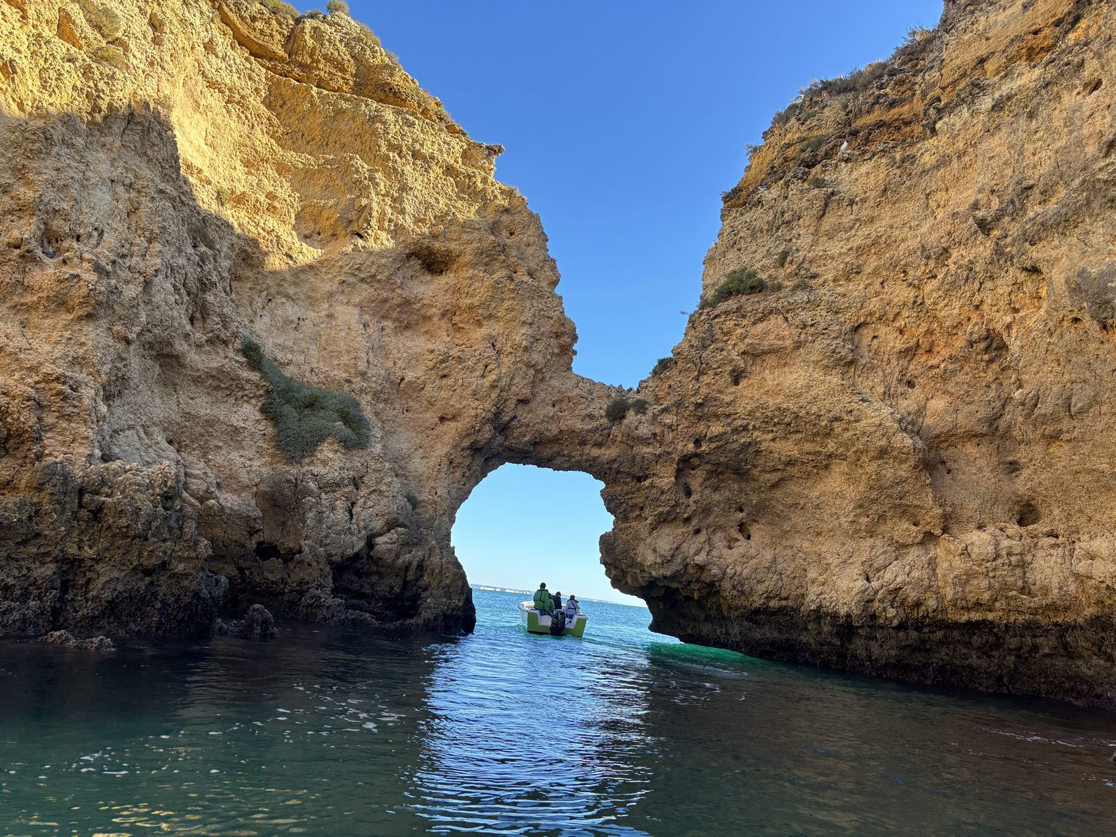 Pilares marinhos de formas únicas